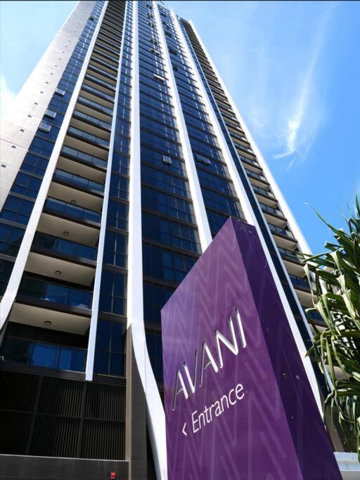 Broadbeach Stunner Modern And Central 골드코스트 외부 사진